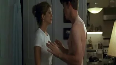 Dani Andrews và Megan phim sex co trang tq Avalon trong phòng tập thể dục không thể dừng lại chạm vào nhau