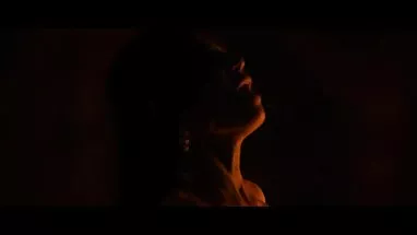 Liếm sex co trung núm vú của cô luôn luôn chuẩn bị cho cô ấy đít, thủ dâm