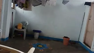 Tinh thể và Emily trong một phim xec cô trang đồng của thủ Dâm