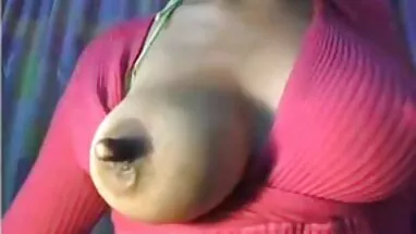 Cô gái đáy sex cổ